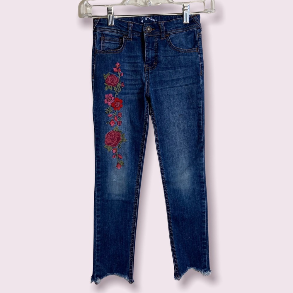 🚨 FINAL PRICE - Art Class Floral Embroidered Super Skinny Jeans